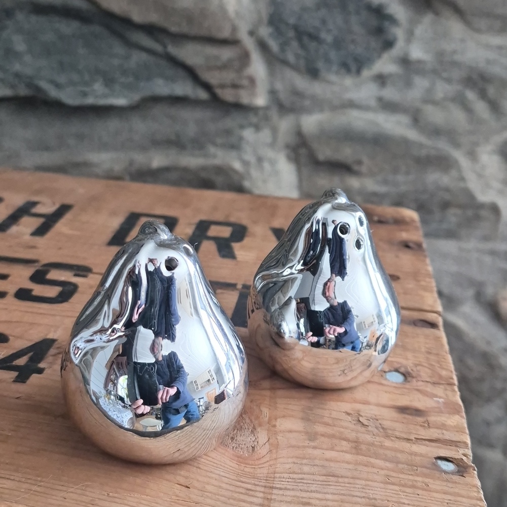 Silver Coloured Ceramic Pear Salt and Pepper Shaker Set - Home Accent
